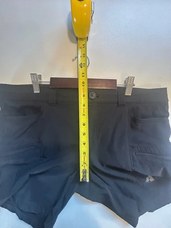 Eddie Bauer First Ascent Guide Pro Shorts Womens size 12 Black Nylon Stretch - Picture 10 of 12